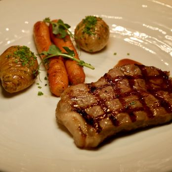 Kampa Park signature dishes Black Angus Pepper Steak
Risotto with Winter Black Truffles
Sea Bass